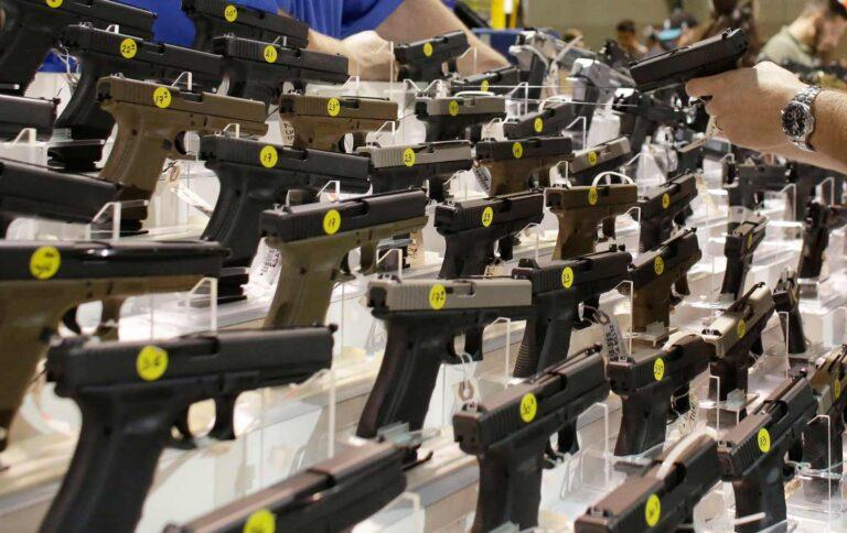 Neillsville Gun Buyer Show